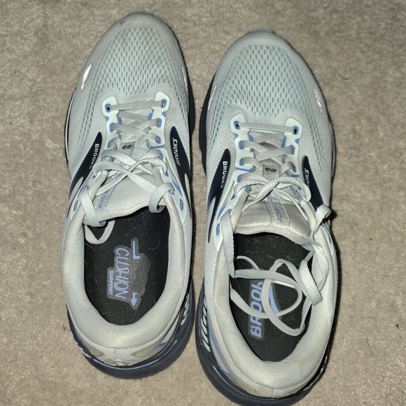 Brooks Running Shoes - Adrenaline GTS 23 - Picture 5 of 6